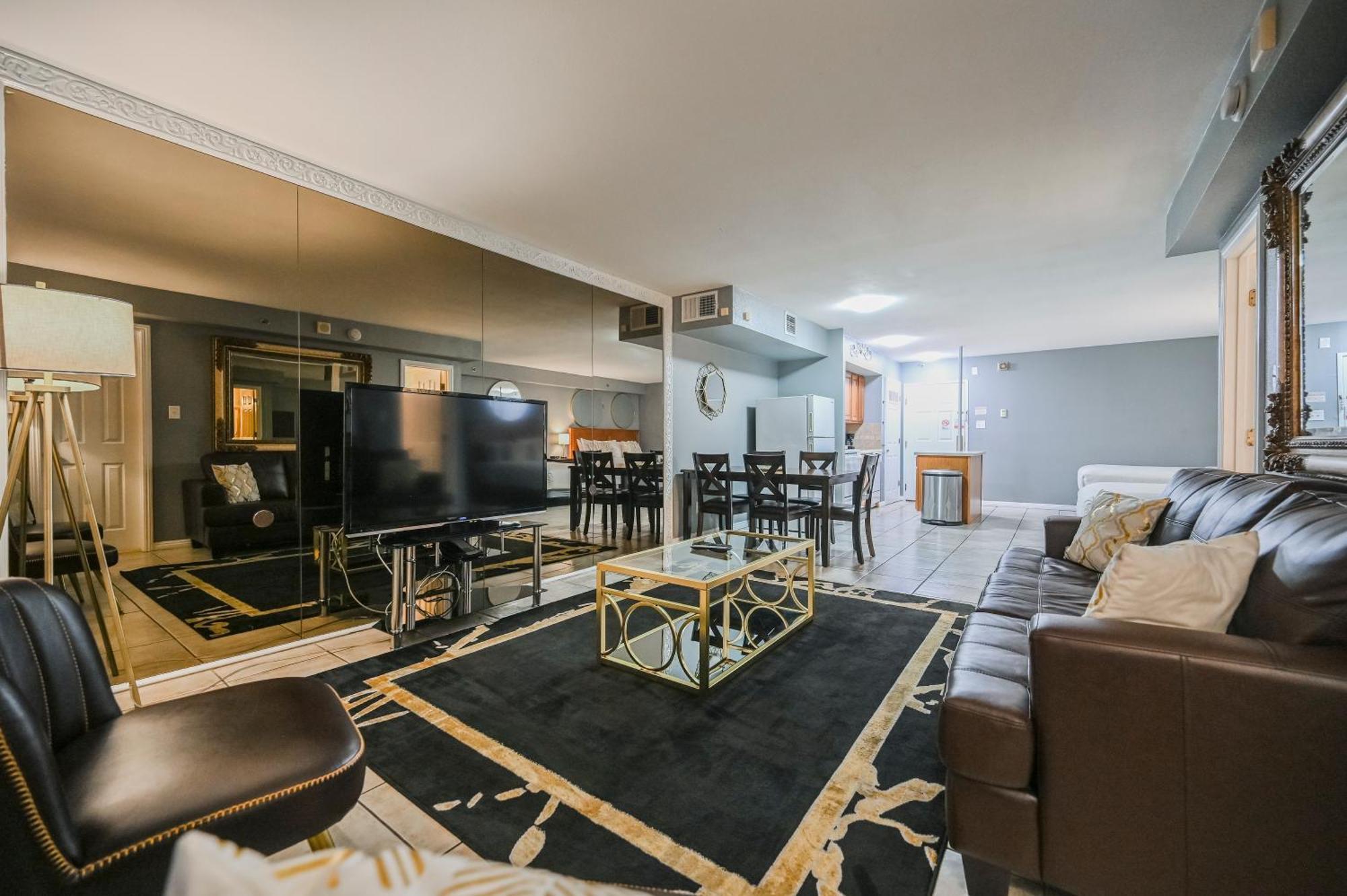 Stripviewsuites At Jockey Club 라스베이거스 외부 사진